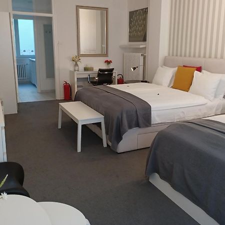 Apartment Penkala Zagreb Buitenkant foto