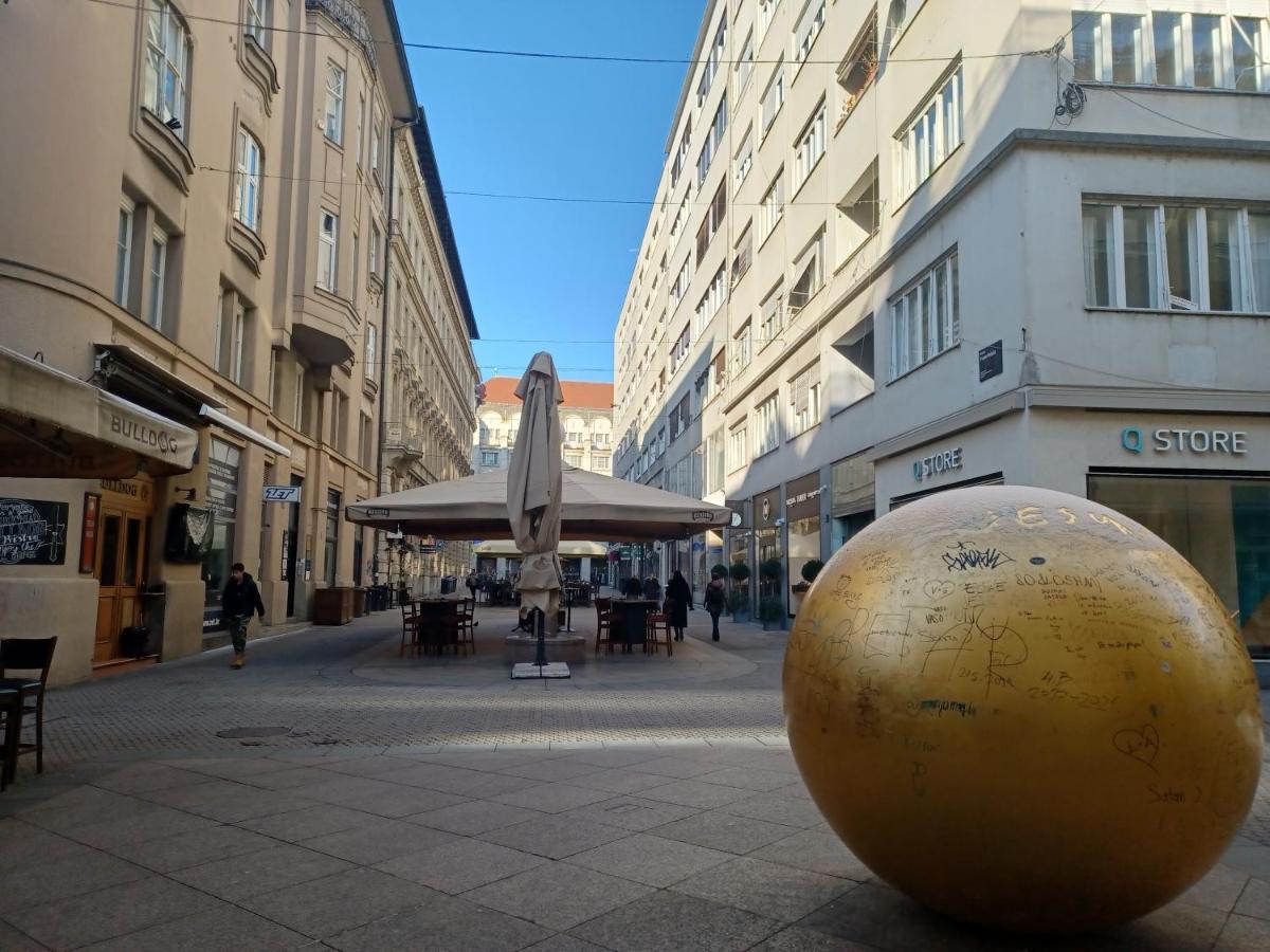 Apartment Penkala Zagreb Buitenkant foto